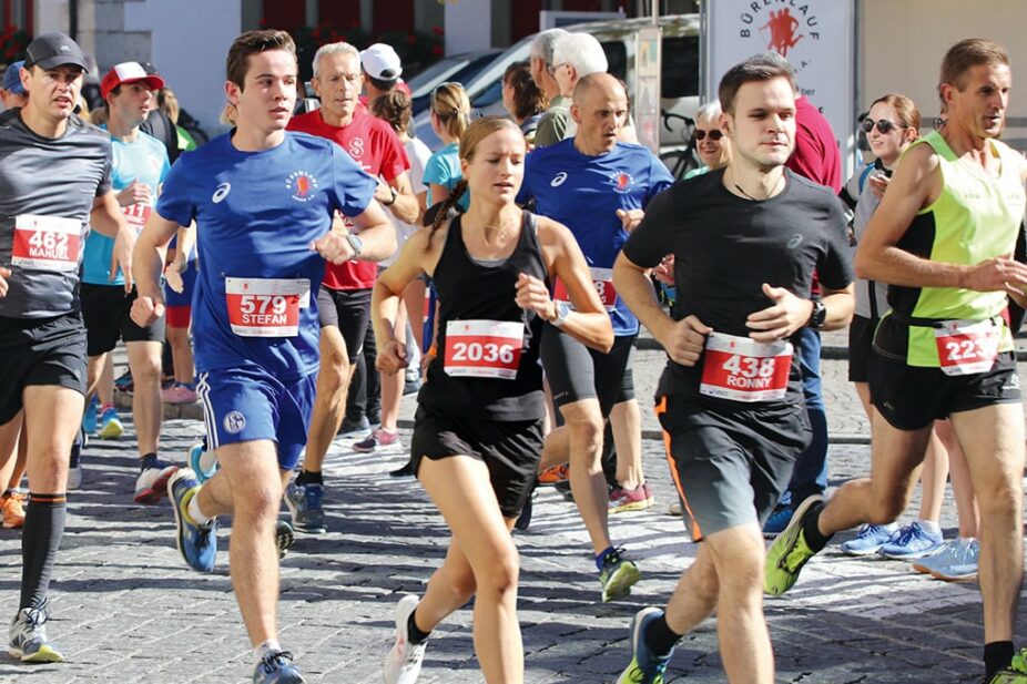 Bürenlauf'un sponsoru olarak ortak bağlılığa ve sportif başarıya güveniyoruz.